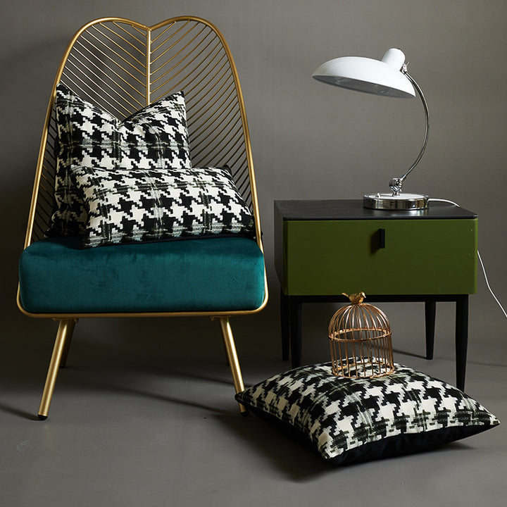 Decorative Houndstooth Print Cushion