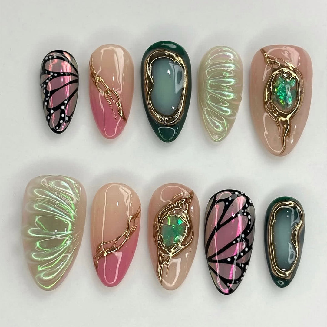 Glamorous artificial nails set with delicate designs Bowlift