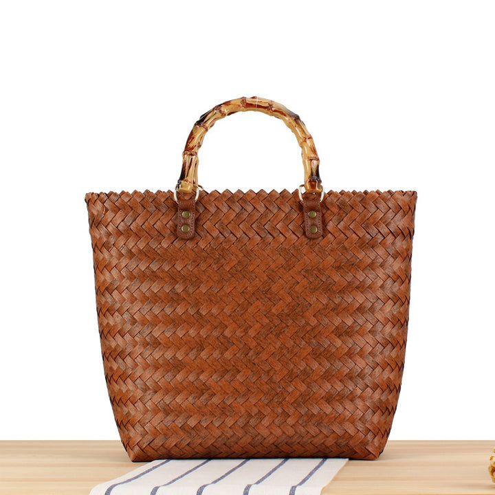 Stylish shopping bag made of braided natural material Bowlift