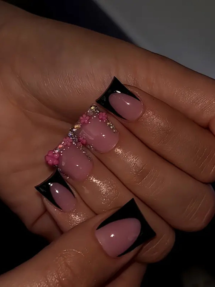 Luxurious 3D Floral Nail Art Extensions Bowlift