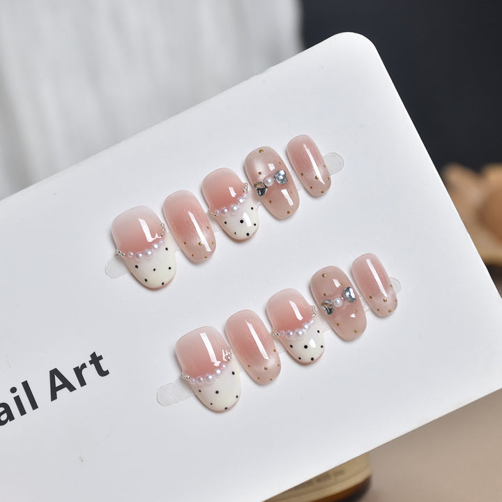 Artistic Pearl-Embellished Press-On Nail Extensions Bowlift