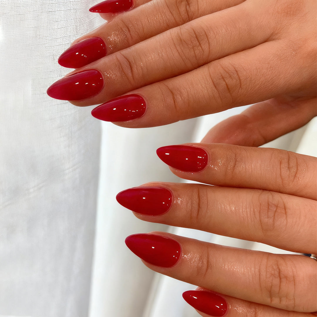 Glossy Stiletto Press-On Nail Tips Bowlift