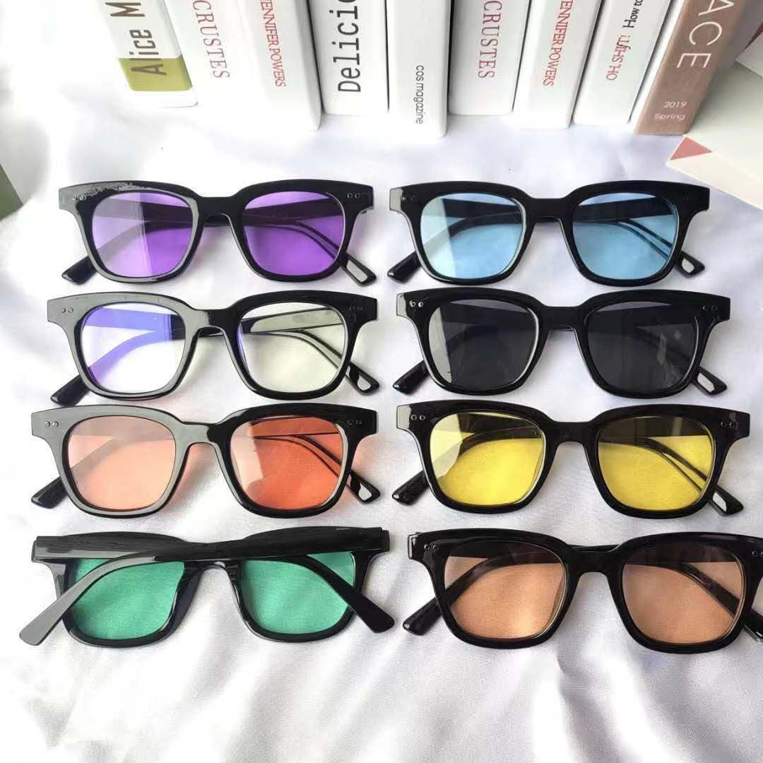 Women's fashionable retro sunglasses with sturdy plastic frame Bowlift