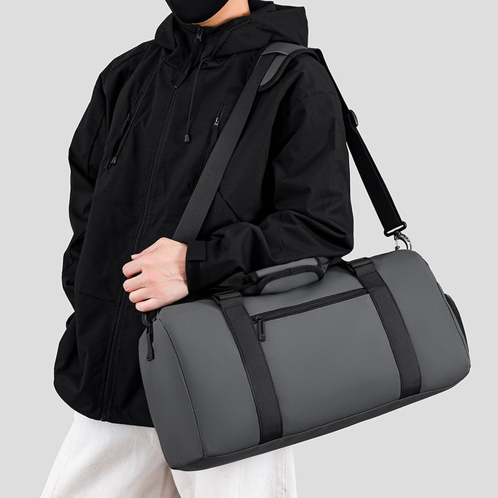Versatile sports duffel bag with practical compartments Bowlift