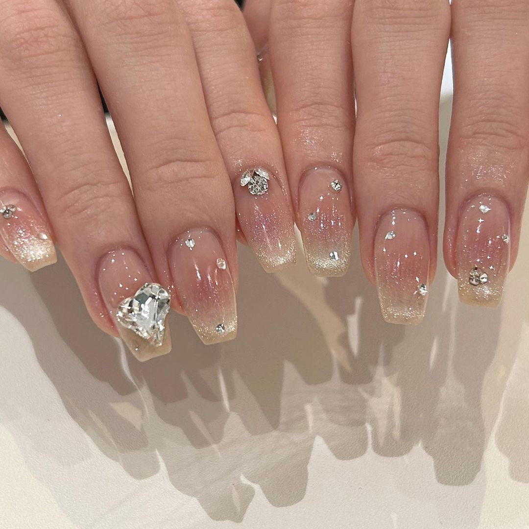 Glittering Nail Art Bowlift