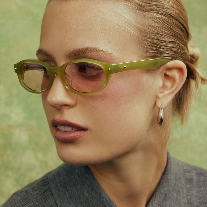 Ladies Cat-Eye Sunglasses in elegant Vintage Style Bowlift