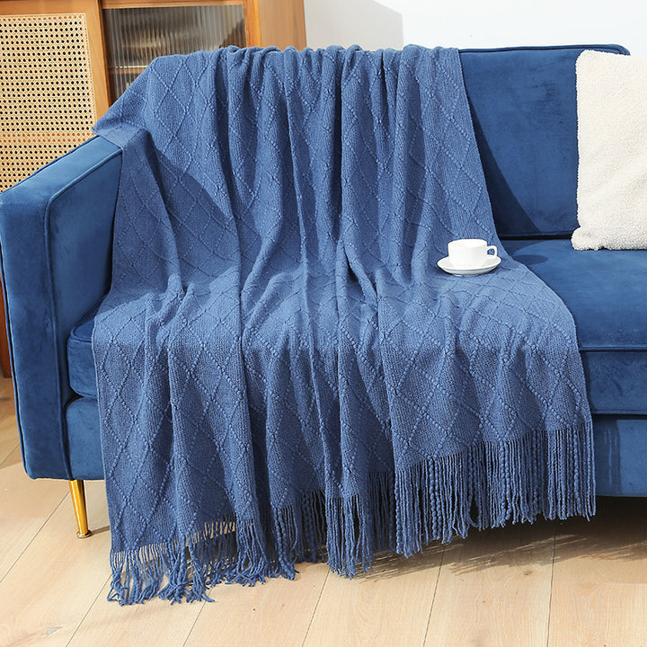 Women High-quality and stylish fleece blanket with modern textured pattern Bowlift