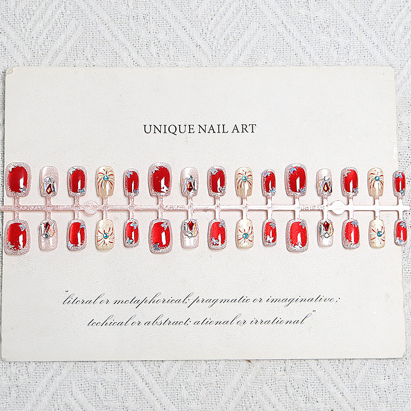 Nail set with sparkly glitter and creative design accents Bowlift