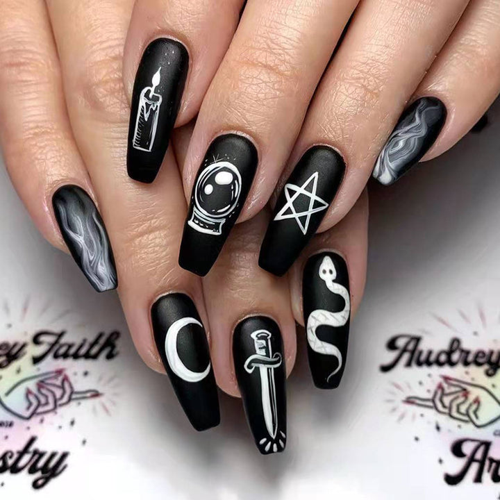 Artful nail art with mystical motifs Bowlift