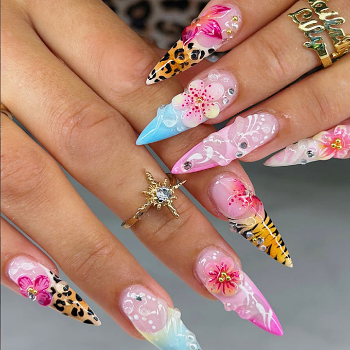 Artificial nail set with floral and animal designs Bowlift