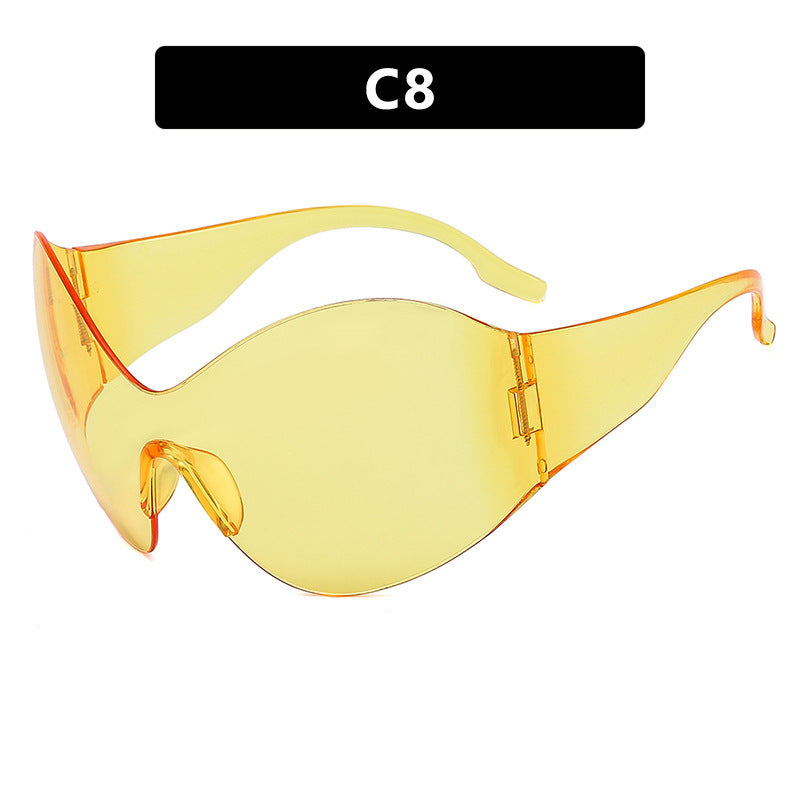 Women's visor-style sunglasses with innovative protection design Bowlift