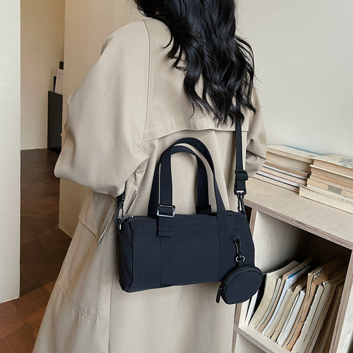 Practical Shoulder Bag Bowlift