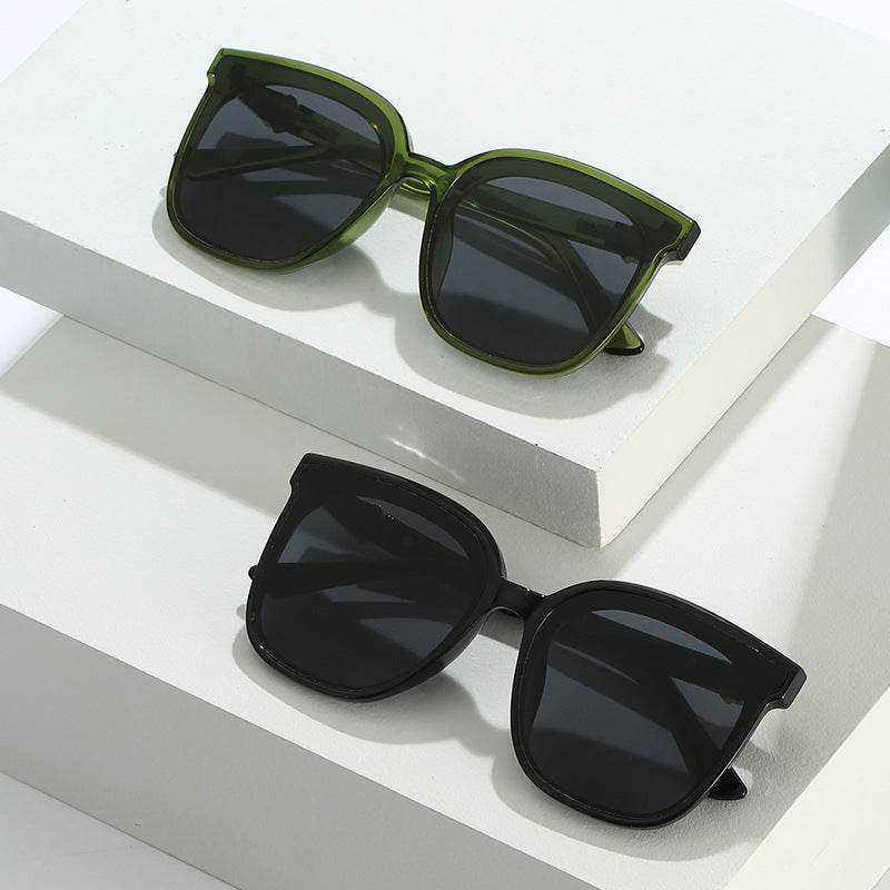 Oversized Square Frame Sunglasses with UV Protection Bowlift