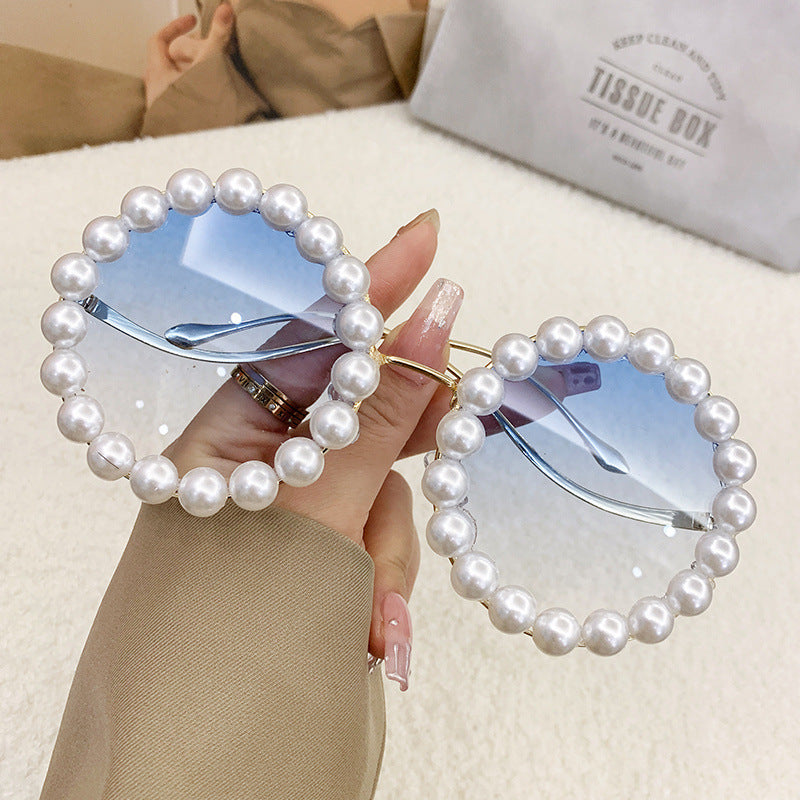 Women elegant oversized sunglasses with stylish transparent frame Bowlift