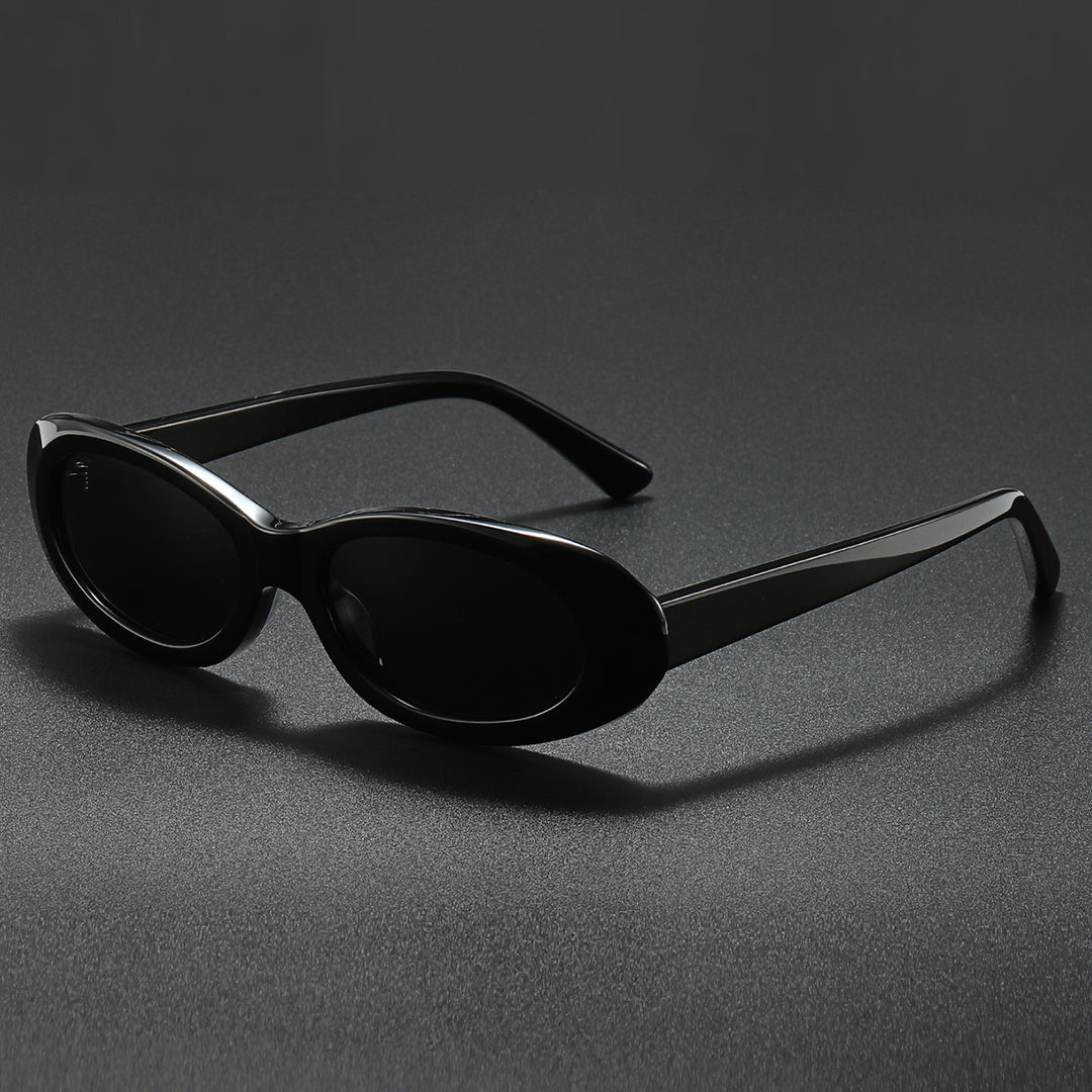 Women's fashionable sunglasses in elegant watercolor style Bowlift
