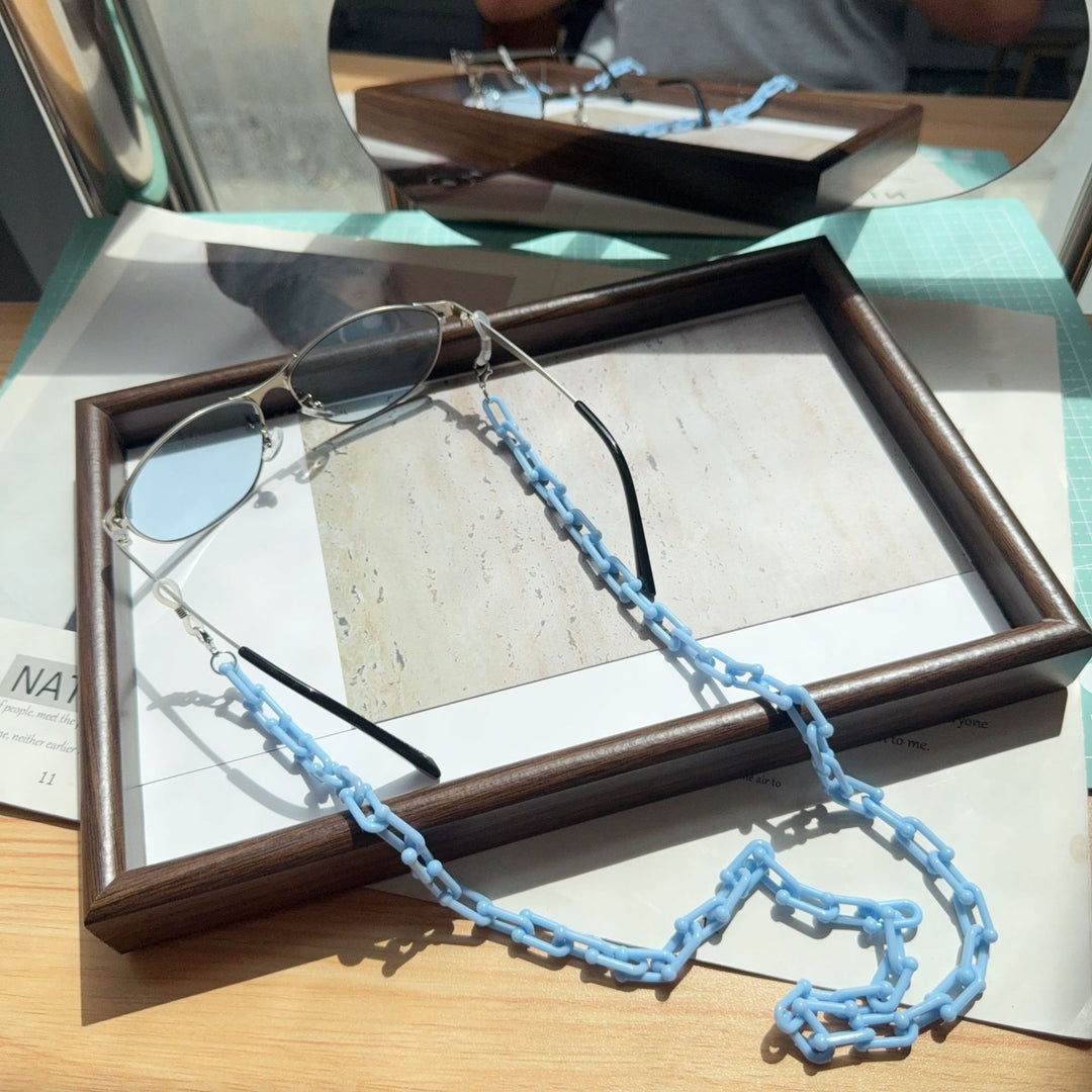 Chain Link Eyewear Holder Bowlift