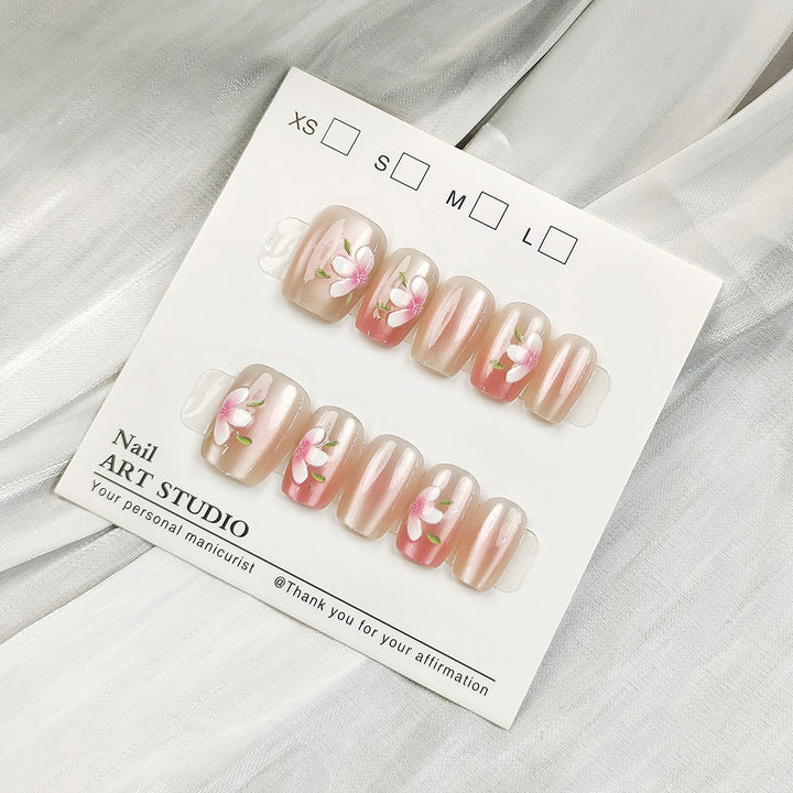 Artificial nail tips with shimmering design Bowlift