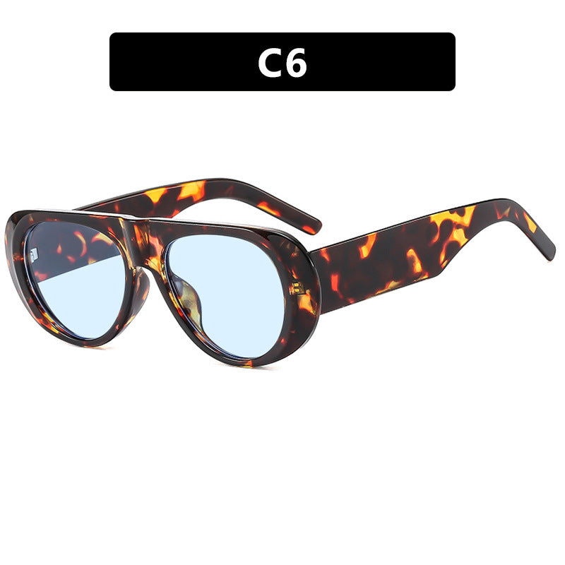 Women contemporary sunglasses with innovative design Bowlift