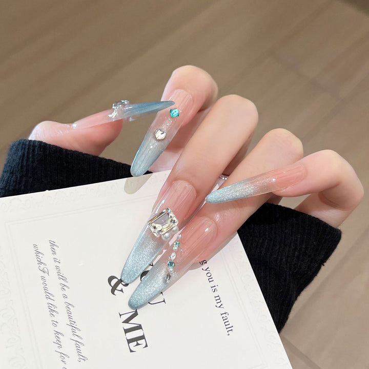 Elegant Floral Design Press-On Nail Extensions Bowlift