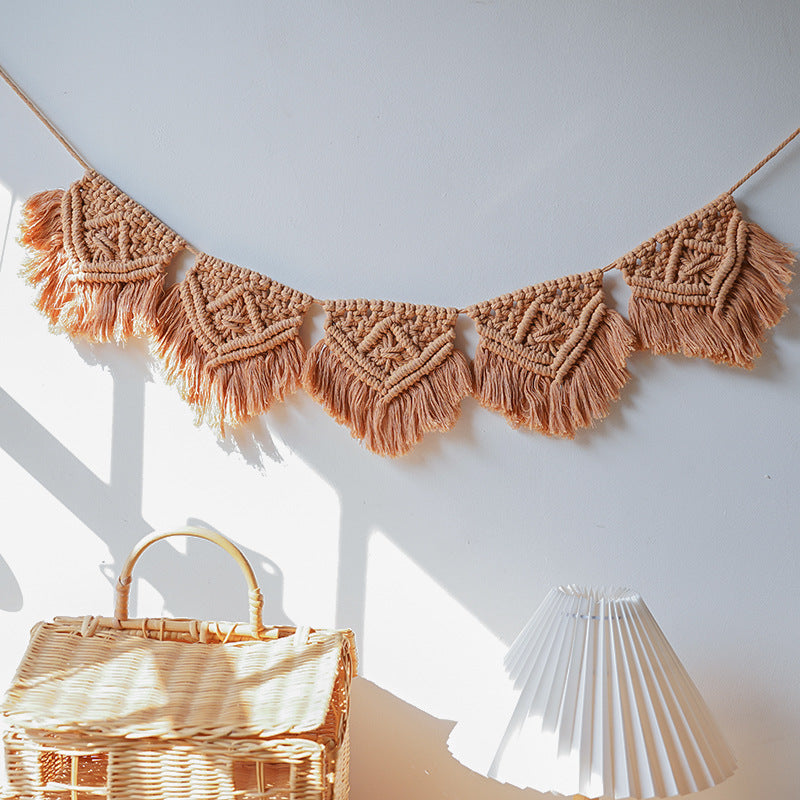 Decorative Macrame Banner Bowlift