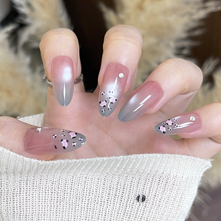 Elegant Nail Art Press-On Nails Bowlift