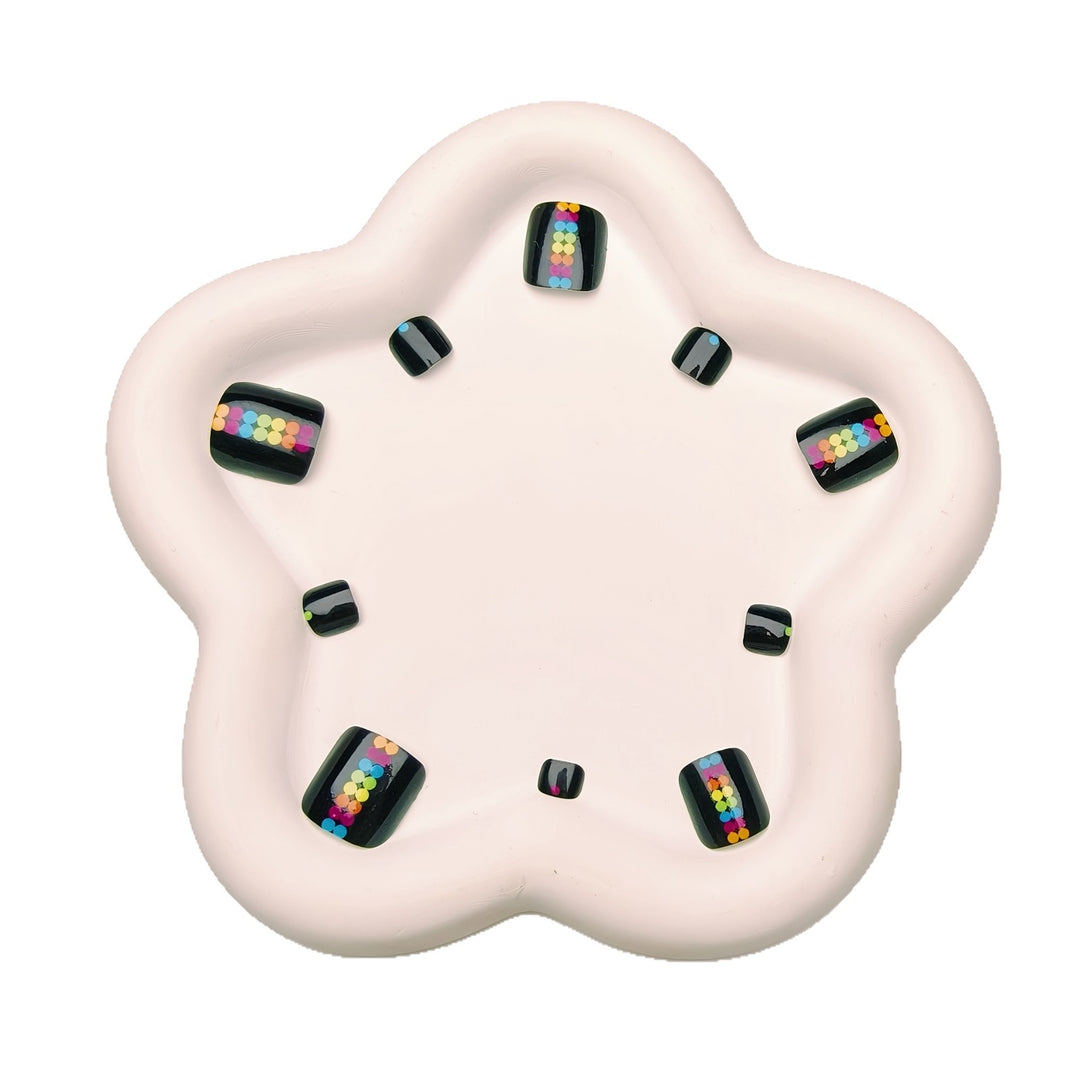 Creative Nail Art Bowlift