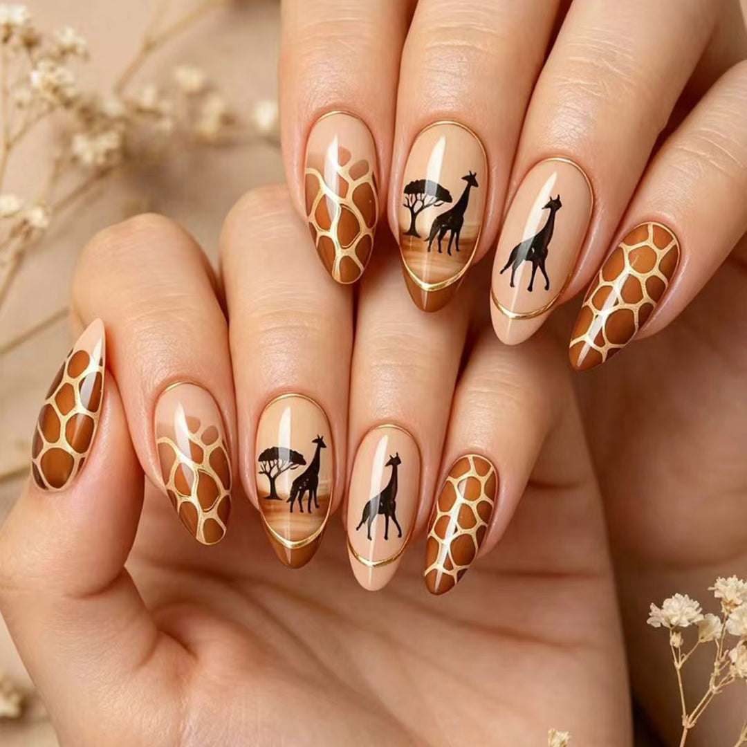 Nail art with animal motif and giraffe design Bowlift