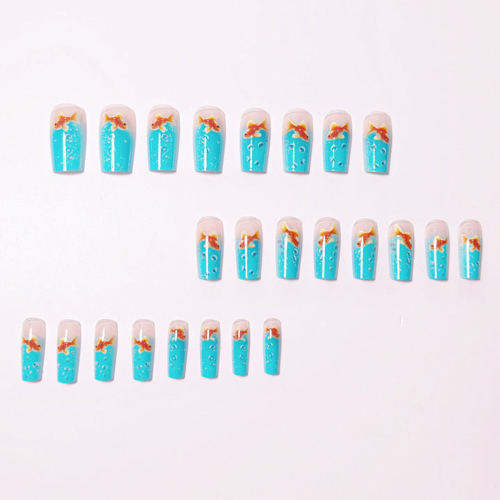 Artificial nail design with golden fish Bowlift