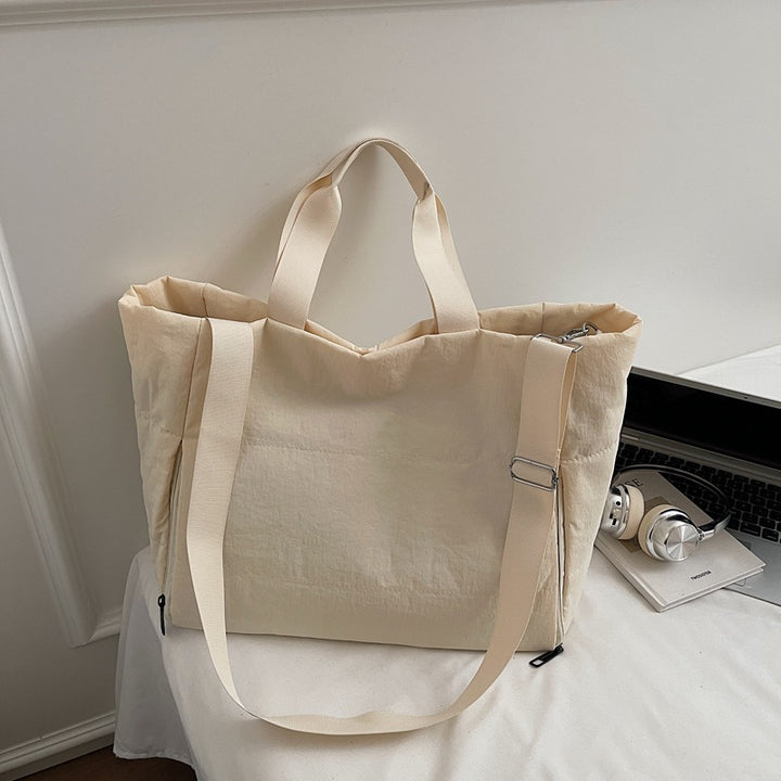 Versatile and Elegant Tote Bag Bowlift