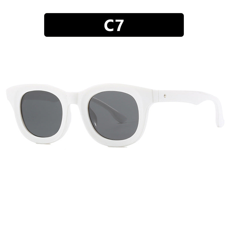 Women's trendy oversized sunglasses with distinctive design Bowlift