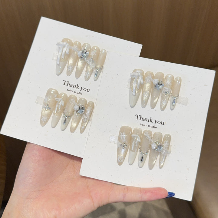 Artificial Nail Set with Festive Design Bowlift