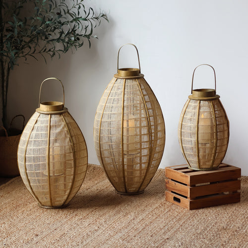 Handcrafted lantern made of natural materials Bowlift