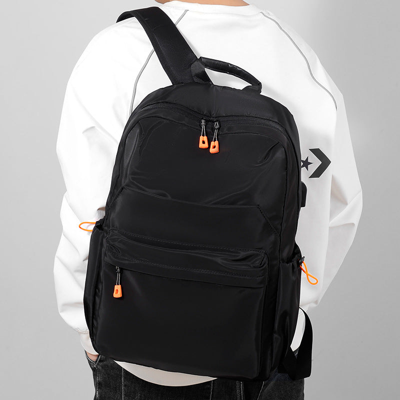 Backpack with innovative compartments and optimized ergonomics Bowlift