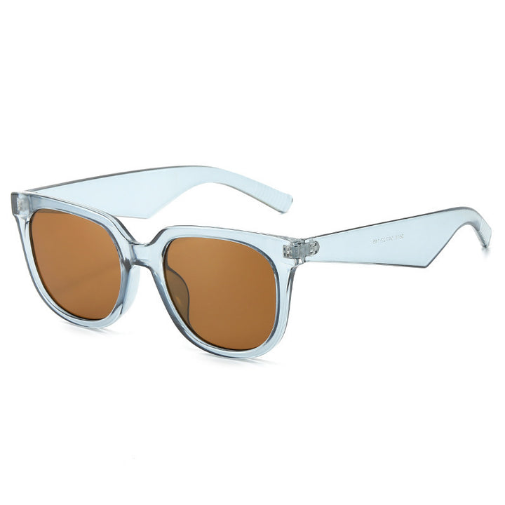 Women stylish sunglasses in modern, geometric design Bowlift