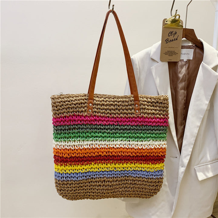 Handmade beach bag with colorful striped pattern Bowlift