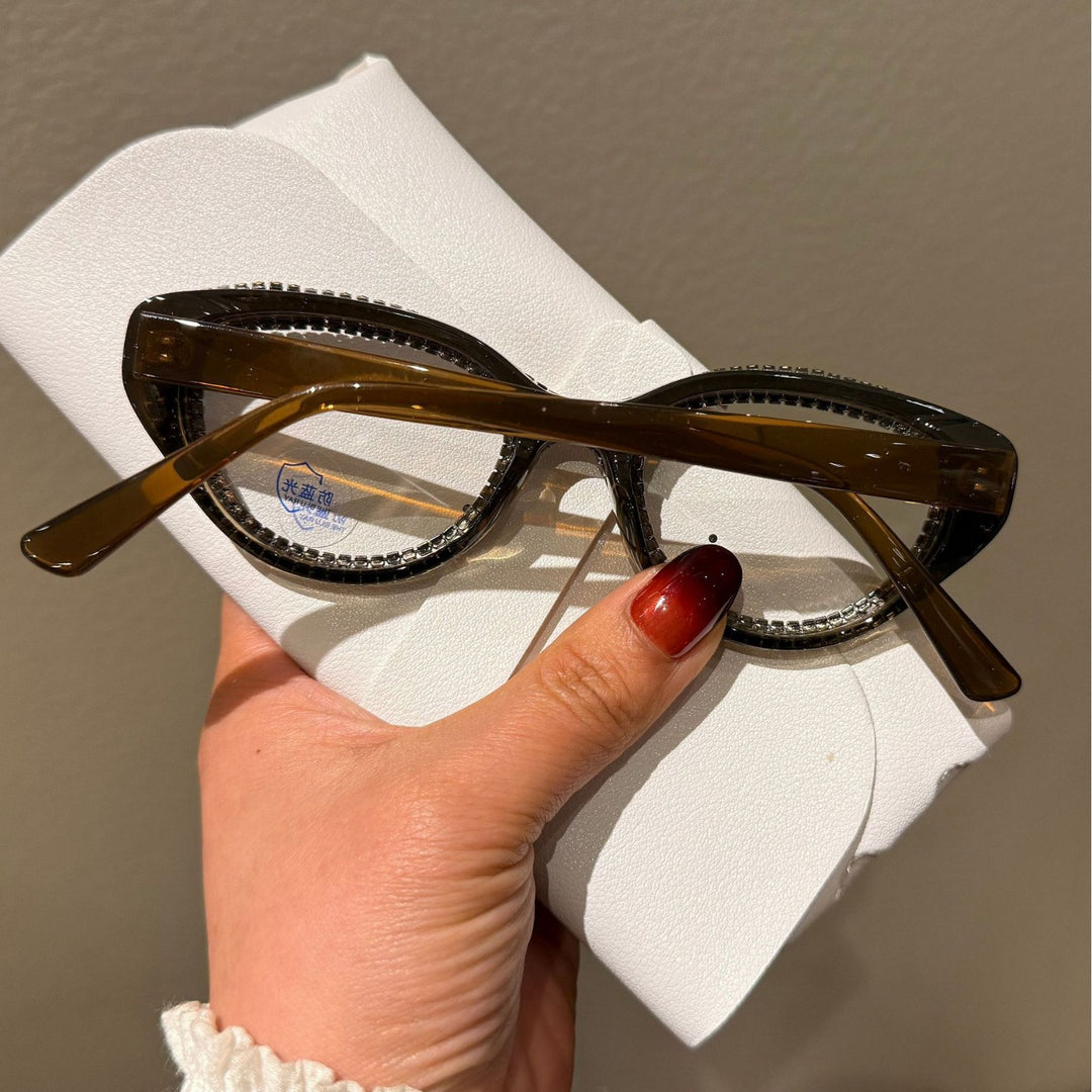 Women Glittering Cat-Eye Sunglasses Bowlift