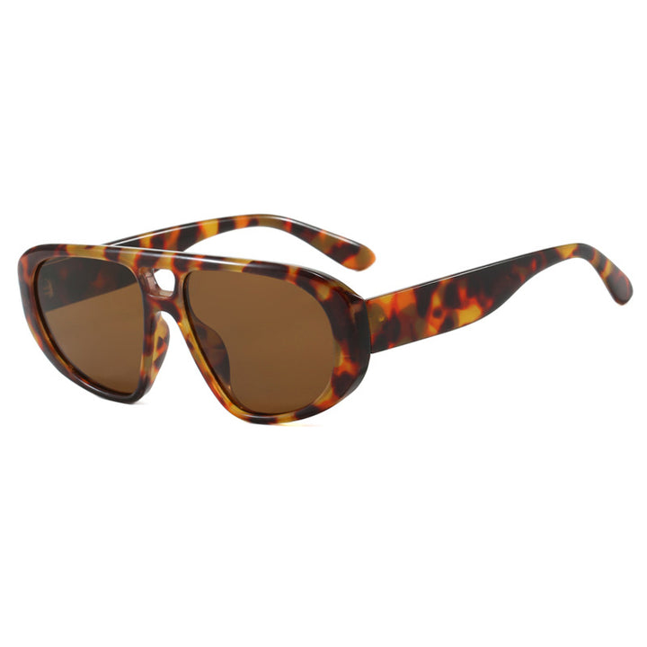 Women's sporty sunglasses with a wide durable frame and polarized lenses Bowlift