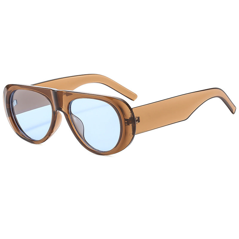 Contemporary Oversized Shield Sunglasses Bowlift