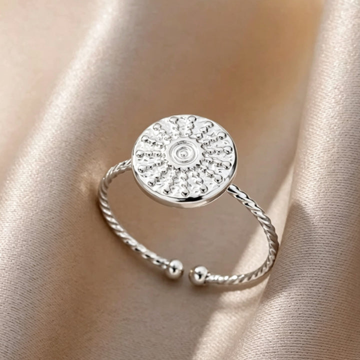 Adjustable Celestial Moon-and-Star Open Band Ring Bowlift