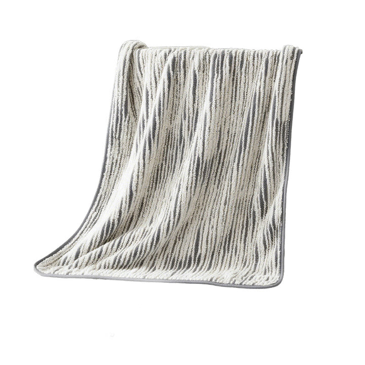 Cozy blanket with modern striped pattern Bowlift