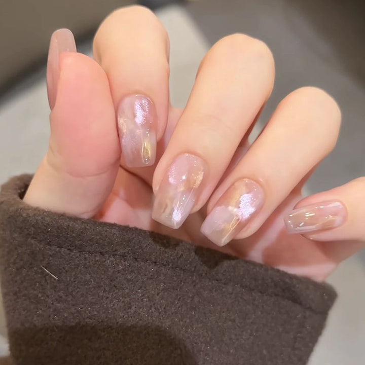 Elegant Artificial Nails in Modern Ombre Style Bowlift