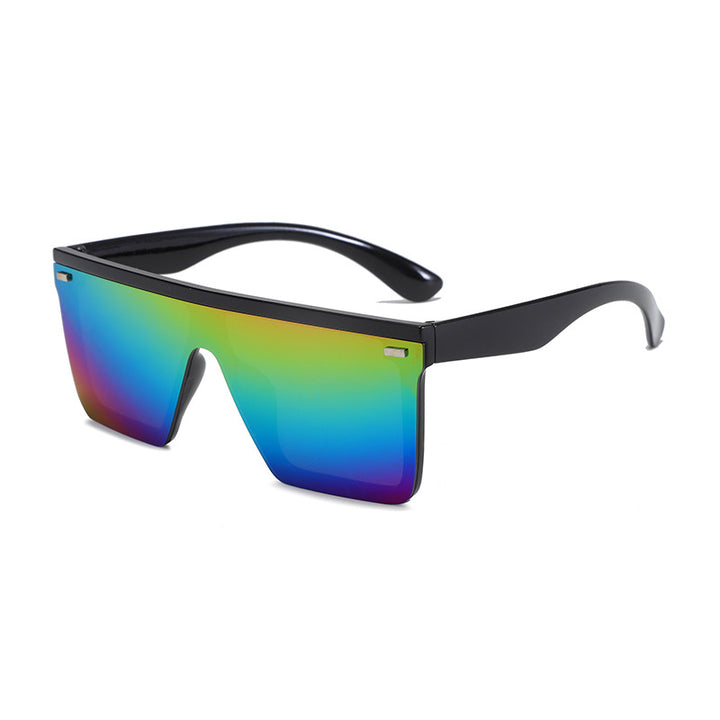 Women's Sporty Oversized Sunglasses with Modern Frame Bowlift