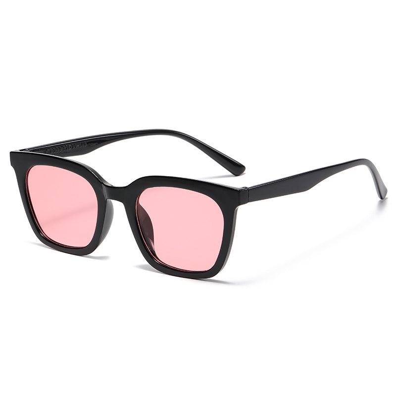 Ladies fashionable sunglasses in bold animal print Bowlift