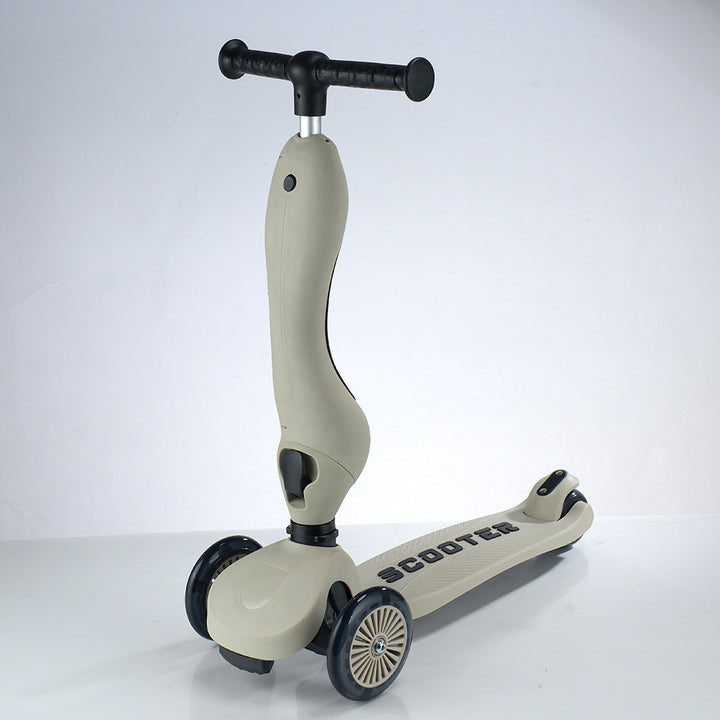 Versatile Three-Wheel Kick Scooter Bowlift