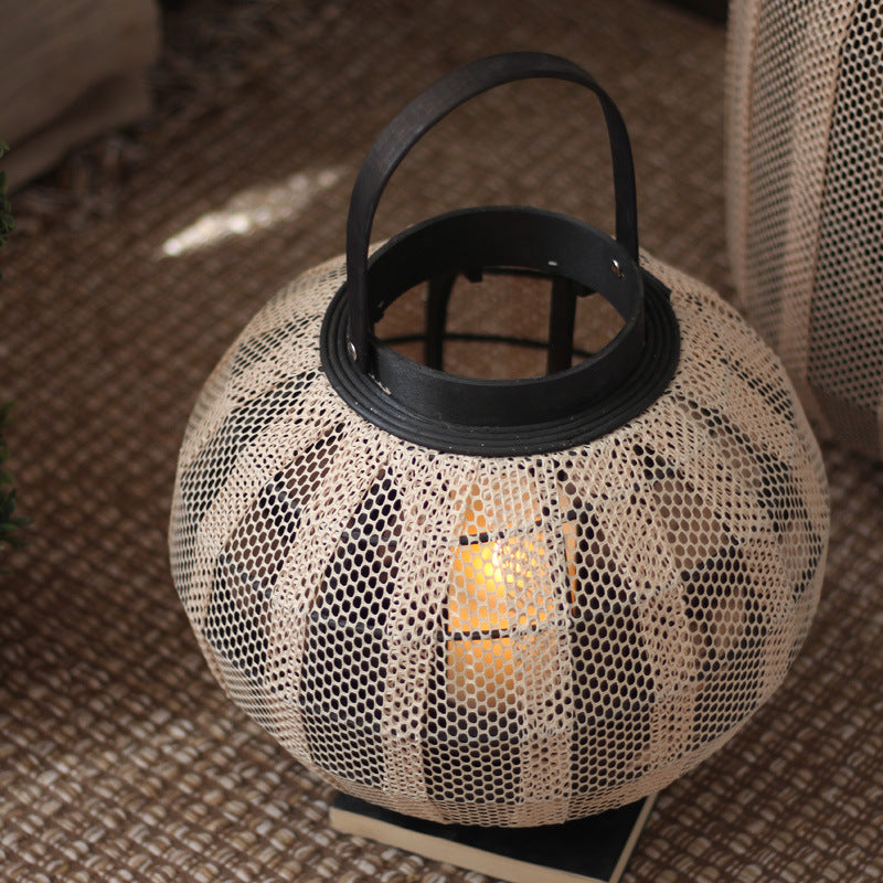 Decorative Lantern Bowlift