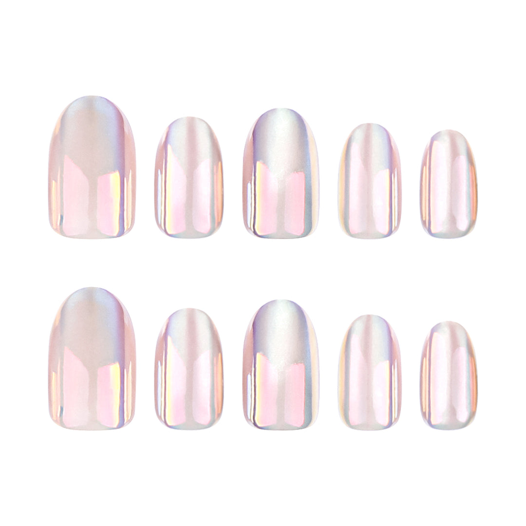 Trendy Nail Extensions with Shimmering Gradient Bowlift