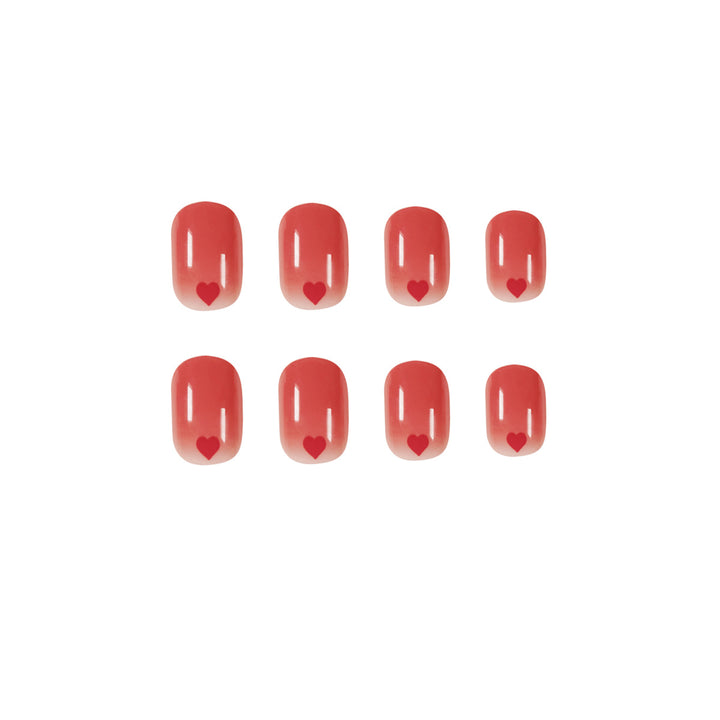 Artful nail designs with romantic heart motifs Bowlift
