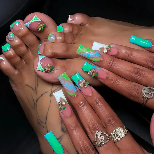 Artistic Floral-Inspired Press-On Nail Set Bowlift