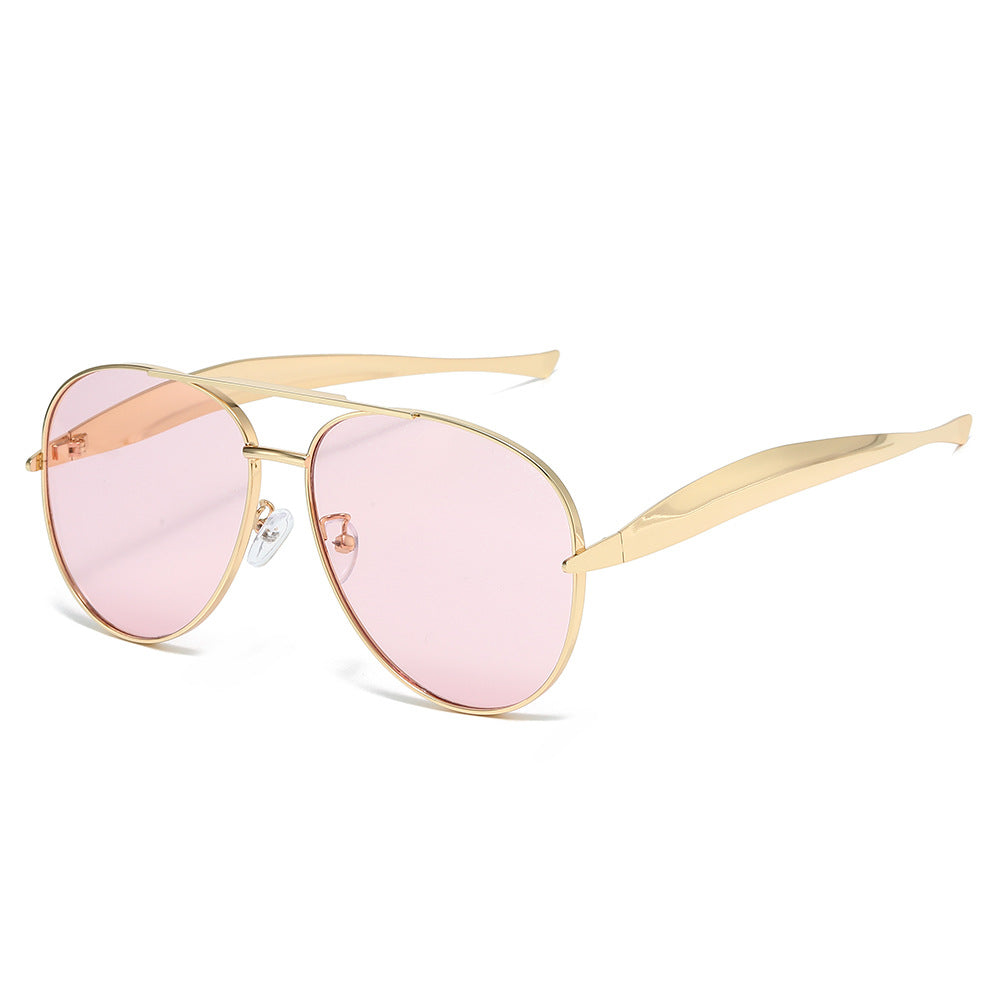 Chic Aviator Sunglasses with Stylish Metal Accents Bowlift