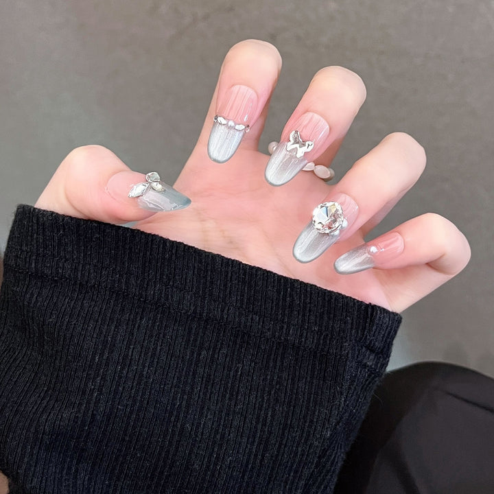 Elegant 3D-Embellished Press-On Nail Art Bowlift